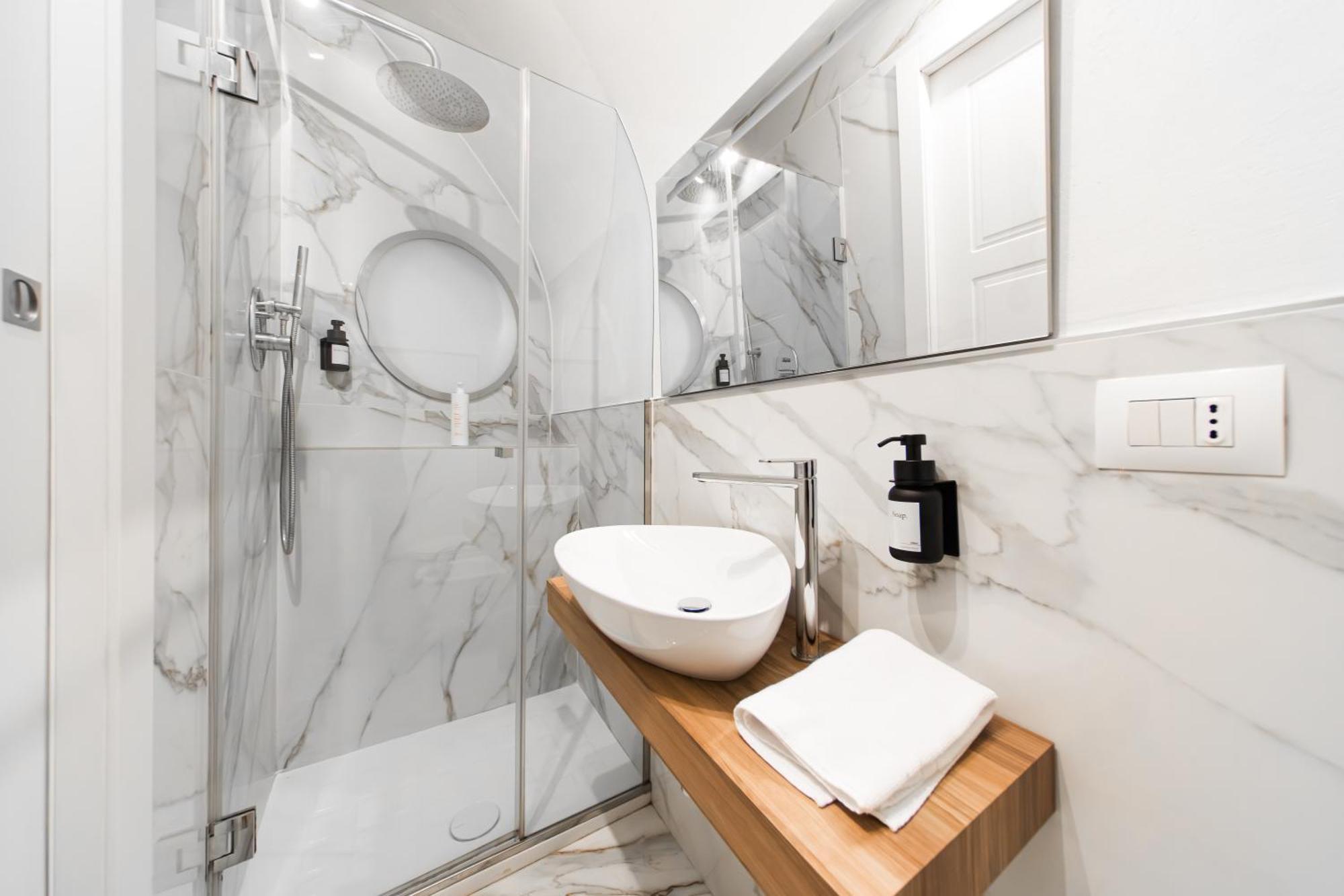 Lilli House - Suite In The Heart Of Bologna Exterior foto