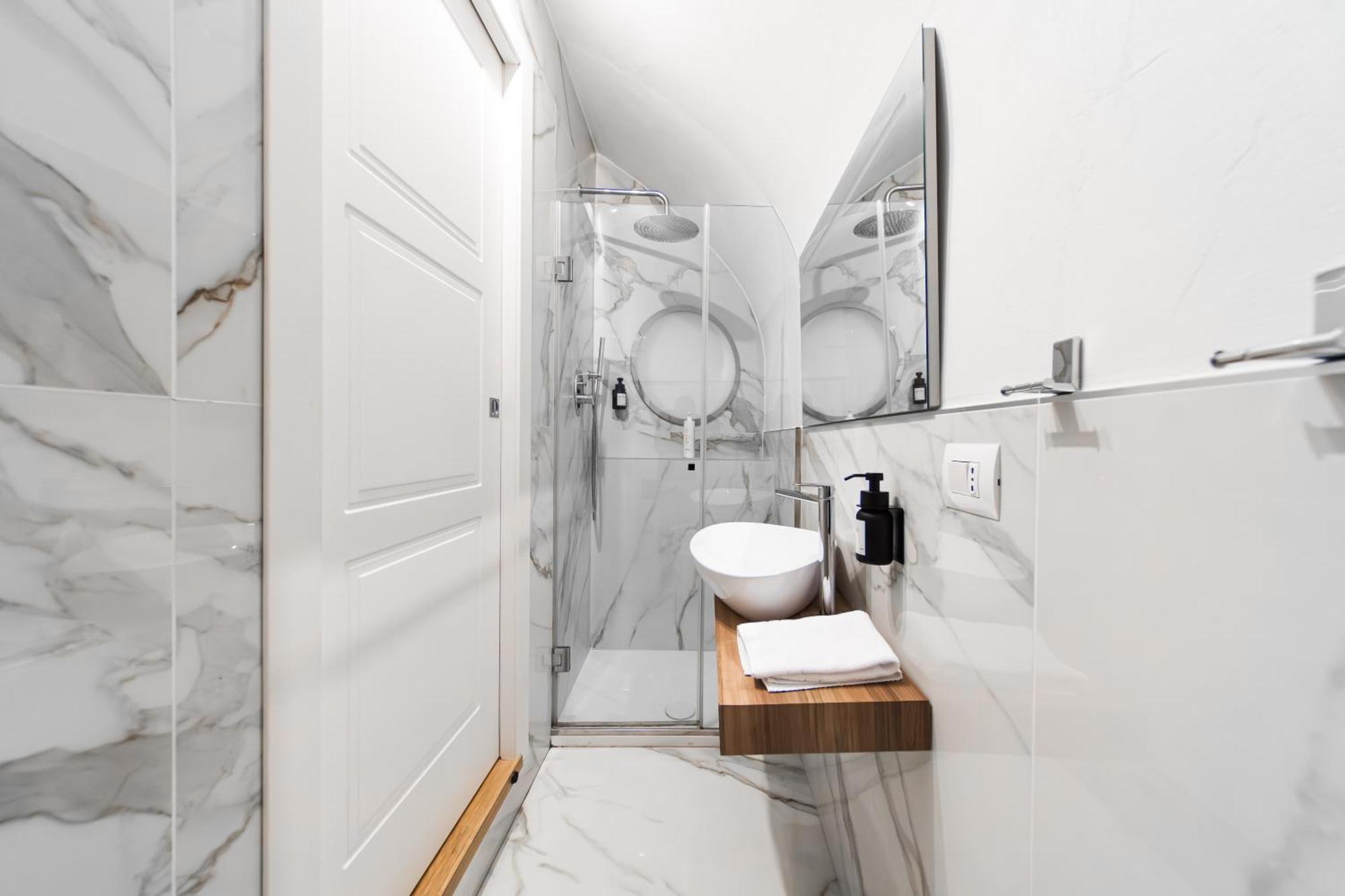 Lilli House - Suite In The Heart Of Bologna Exterior foto